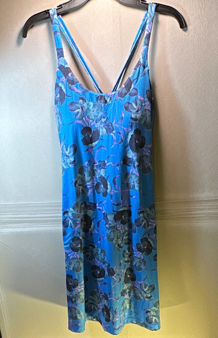 Title Nine Athleisure built- in-bra . Floral print Dress .Size M